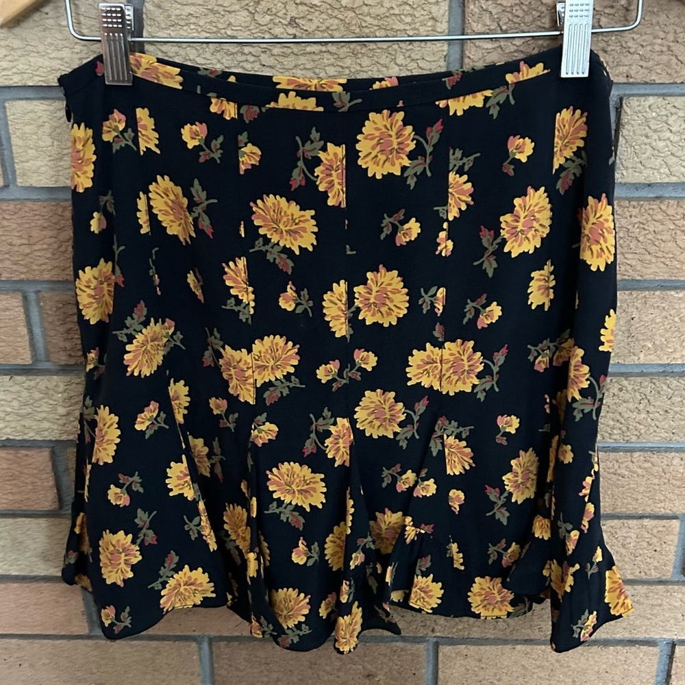 Veronica Beard Weller Floral Print Flounce Mini Skirt Black Size 4 100% Silk - Picture 5 of 12